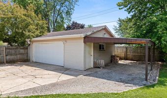 1513 E PLAZA Dr, Appleton, WI 54915