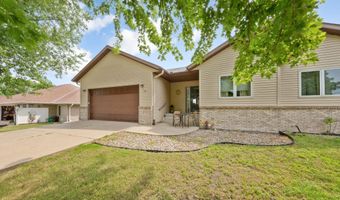 712 W Main St, Arlington, MN 55307