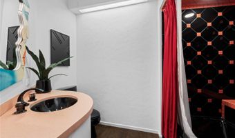 1940 Blake St 300, Denver, CO 80202