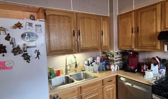 158 Moyer Ave, Alma, MI 48801