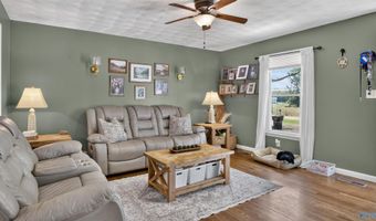 20070 Elkton Rd, Athens, AL 35614