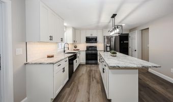 157 Hooksett Rd, Auburn, NH 03032