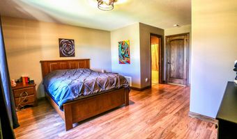 2410 Quail Run Blvd, Aberdeen, SD 57401