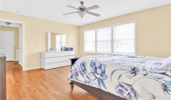 42 Brookside Ave, North Providence, RI 02911