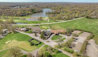 325 Inwood Trl, Aurora, OH 44202