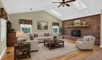 19368 Triple Crown Dr, Abingdon, VA 24211
