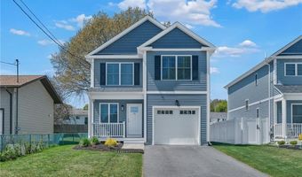 28 Ashley St, Cranston, RI 02920