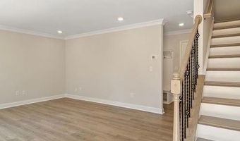 4028 Hidden Oaks Dr, Charlotte, NC 28205