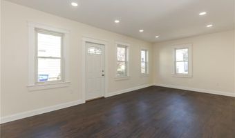 73 Maple Ave, Johnston, RI 02919