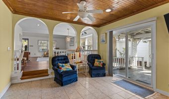 319 Old Causeway Rd, Atlantic Beach, NC 28512