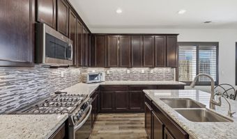 192 Walnut Ct, Fernley, NV 89408