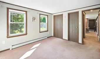 2 N Broadway, Atkinson, NH 03811