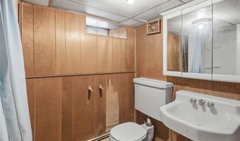 400 Thames St, Bristol, RI 02809