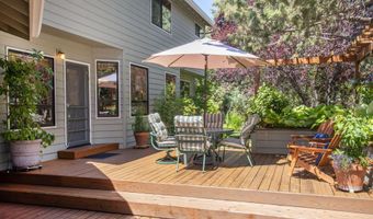 62824 Loma Vista Dr, Bend, OR 97701