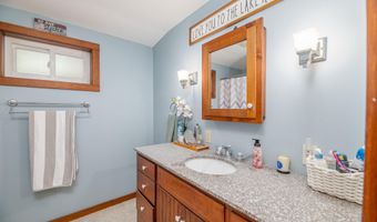 4 Tabert Ln, Belgrade, ME 04917
