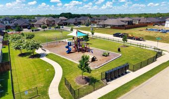 1121 Snowy Owl Dr, Alvarado, TX 76009