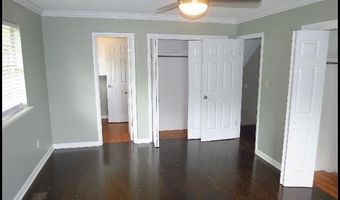 607 S Market St, Benton, AR 72019