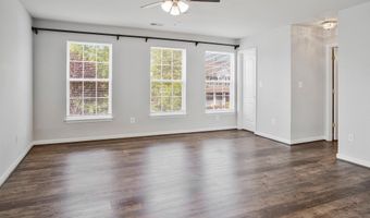 20460 CHARTER OAK Dr, Ashburn, VA 20147