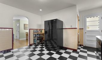 5 Greenfield Dr, Ansonia, CT 06401