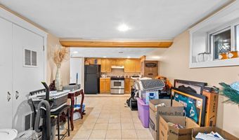 102 Williams Ave, East Providence, RI 02914