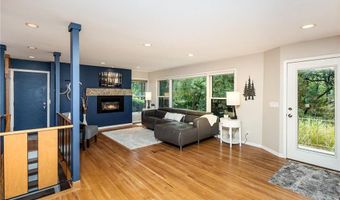 1429 Skiles Ln, Arden Hills, MN 55112