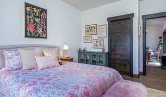 344 Chapman Ln, Bigfork, MT 59911