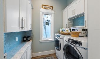 108 MAGNOLIA Ave, Anna Maria, FL 34216