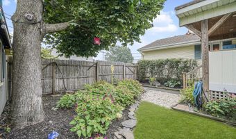 216 Main St, Middletown, NJ 07748