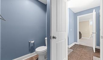 2820 Ashwood Dr, Alliance, OH 44601