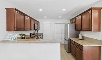 6876 Bear River Row 3, San Diego, CA 92139