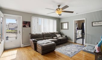16 Brown St, North Providence, RI 02904