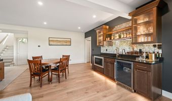 642 Xavier Pl, Ames, IA 50014