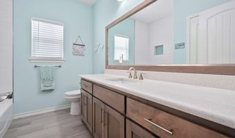 1074 S BAY St, Aransas Pass, TX 78336