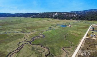 10130 Round Valley Rd, Cascade, ID 83611