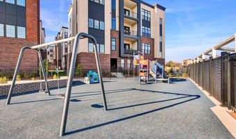 43420 GRANDMOORE St, Ashburn, VA 20148