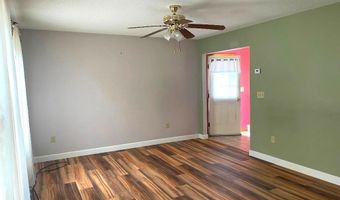 9 Crate Ln, Canaan, NH 03741