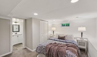 606 DOUGLASS Ave, Rockville, MD 20850