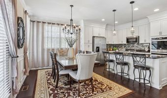 332 SUN Blvd, Bear, DE 19701
