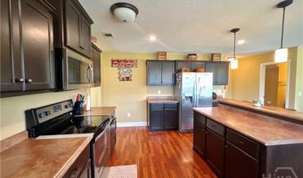 40 Red Blossom Ct, Allenhurst, GA 31301