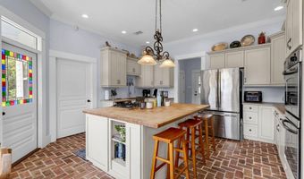 6408 Seawinds Blvd, Biloxi, MS 39532