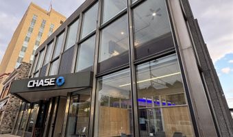 200 W College Ave, Appleton, WI 54911