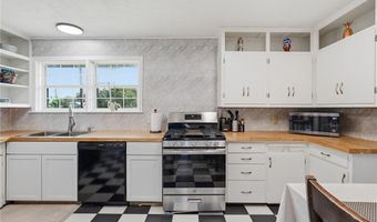 651 W Wilson Ave, Aransas Pass, TX 78336