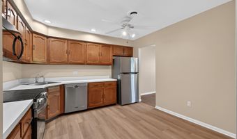 86 W 33RD St 211, Bayonne, NJ 07002