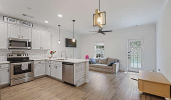 4940 Parke Brk, Acworth, GA 30101