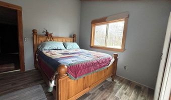 7 Howard Siding Ln, Abbot, ME 04406