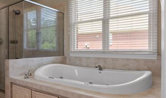 9056 Crystal Brook Dr, Apison, TN 37302