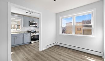 35 W 23RD St 95 A2, Bayonne, NJ 07002