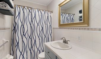 213 W Bogue Sound Dr, Atlantic Beach, NC 28512