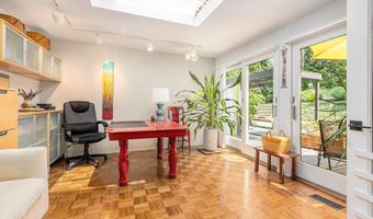 1402 Bardstown Trl, Ann Arbor, MI 48105