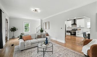5635 Ridge Ave, Cincinnati, OH 45213